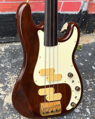 1983 Fender Precision Elite Walnut Fretless Bass