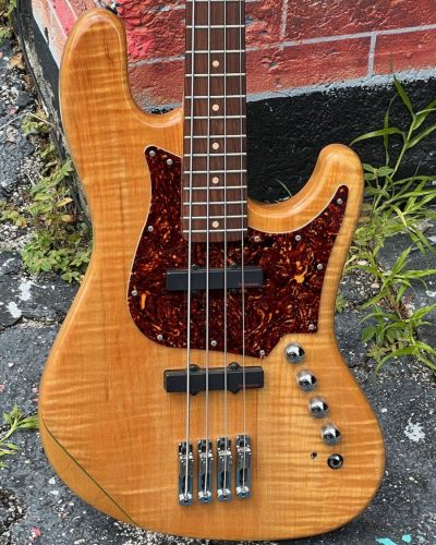 1998 Trace Elliot T-Bass 4-String Bass