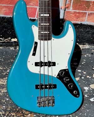 1980 Fender Jazz Bass International Color