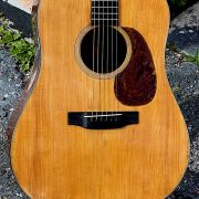 1963 Martin D-18