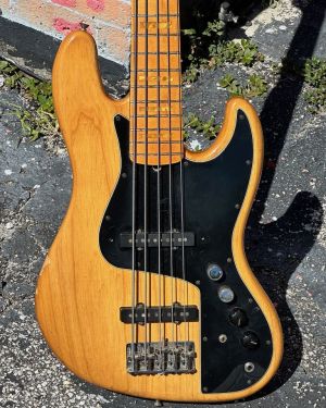 2003 Fender Jazz Bass V Marcus Miller Signature