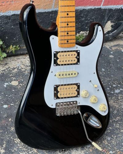 2010 Fender Stratocaster Dave Murray Tribute