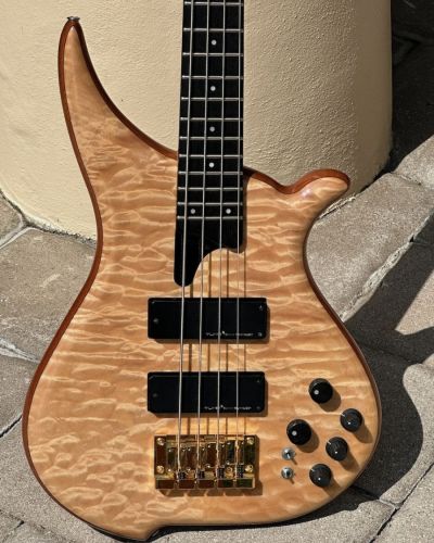 2000 Tune TWB-4 4-String Bass