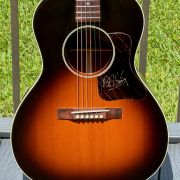 1993 Gibson L-00 Blues King 1 of 10 signed by “B.B. King”