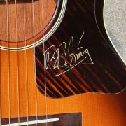 1993 Gibson L-00 Blues King 1 of 10 signed by “B.B. King”