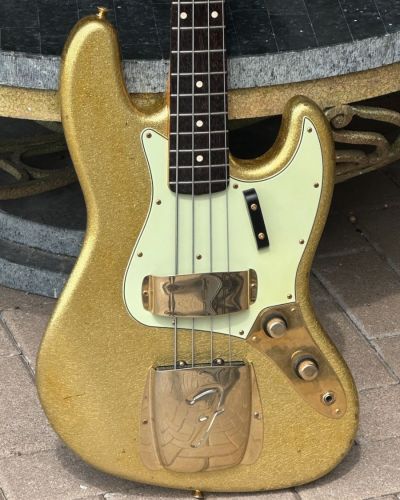 2008 Fender Jazz Bass ’60 Relic “Guitar Broker” Ltd. Run