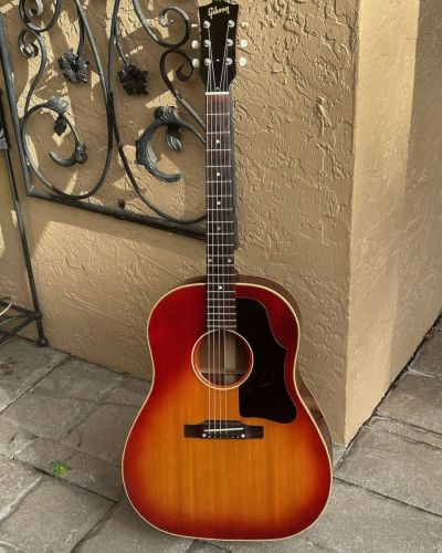 1960 Gibson J-45