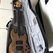 1986 Wal Mk. I Fretless Bass