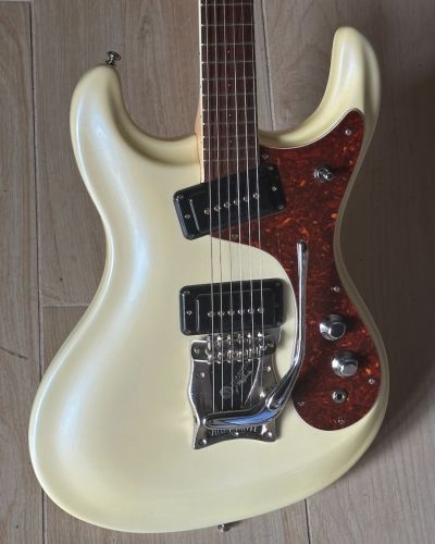 2004 Mosrite V-65 Ventures model ’65 Reissue