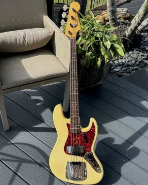 1965 Fender Jazz Bass