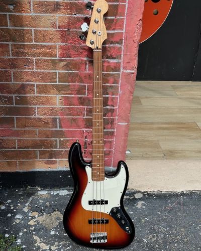 2022 Fender Jazz Bass