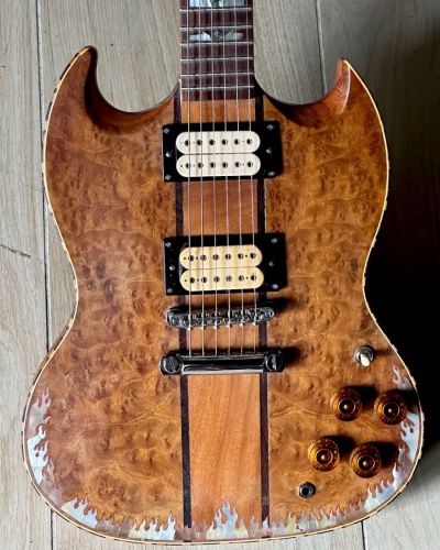 2000 Antoniotsai SG style guitar