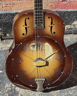 1930 National Triolian Resophonic Tenor