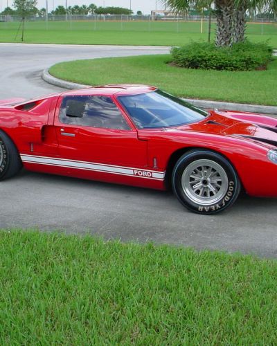 1965 Ford GT-40 Mk. I by the ERA