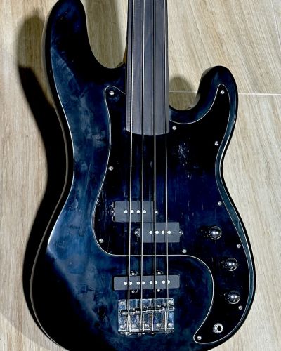 2007 Fender Precision American Performer Fretless Bass