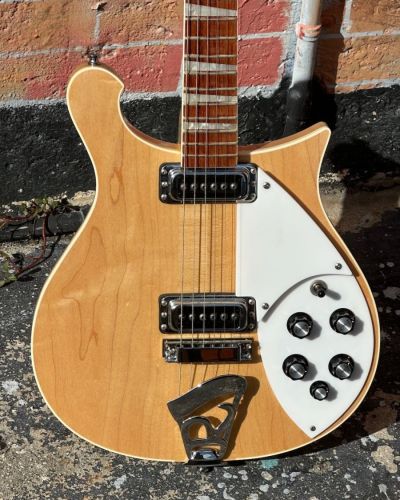 2016 Rickenbacker 620